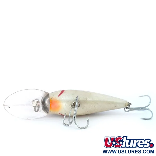 Bomber Model A 67 Crankbait, Écailles Argent, 14g, Rattle, #10834