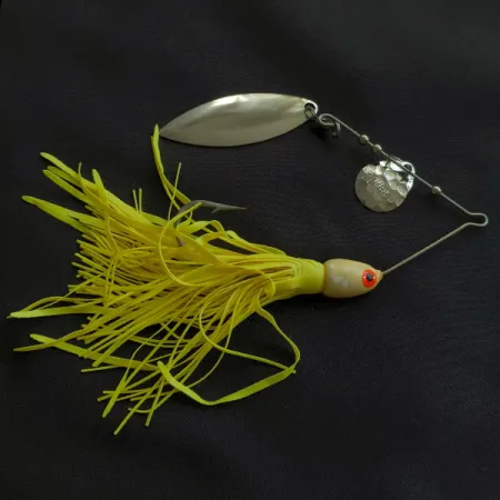 Spinnerbait Bomber