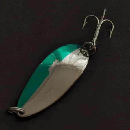 Seneca Little Cleo (Hula Girl), 18g nickel/vert, cuillère ondulante #23402