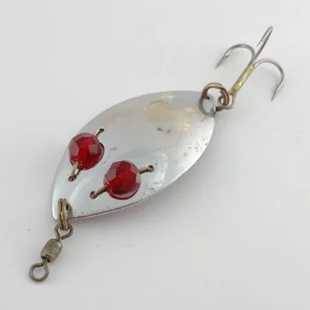 Hofschneider Red eye Junior, 13g, nickel/yeux rouges, cuillère #23576