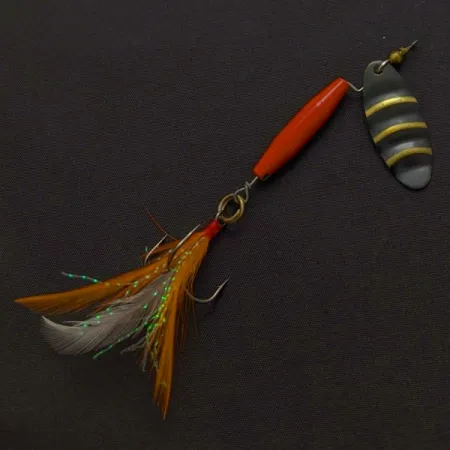 Worth #301, rouge/noir/or, 9g (1/3oz), cuillère tournante #24254