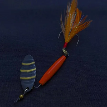 Worth #301, 9g rouge/noir/doré, cuiller tournante #24357