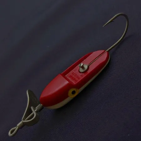 AL. Foss Oriental Wiggler No 4, rouge/blanc, 14 g, hélice, #24641