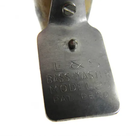 MirrOlure Bass-master model 25 Articulé, Natural, 8g, Métal, #0390