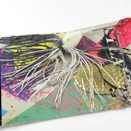 Jackson Stealth Spinnerbait, Laiton martelé, 28g, Double palette, #1709