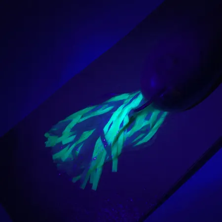 Hydro Lures Weedless Hydro Spoon UV, Blanc/Vert, 14g, Jupe UV, #5197